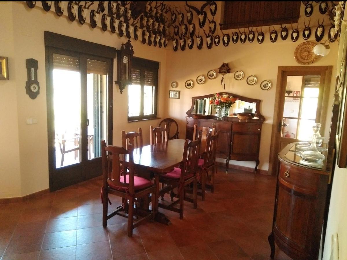 Villa La Cirujana De Gredos San Esteban Del Valle Exterior foto