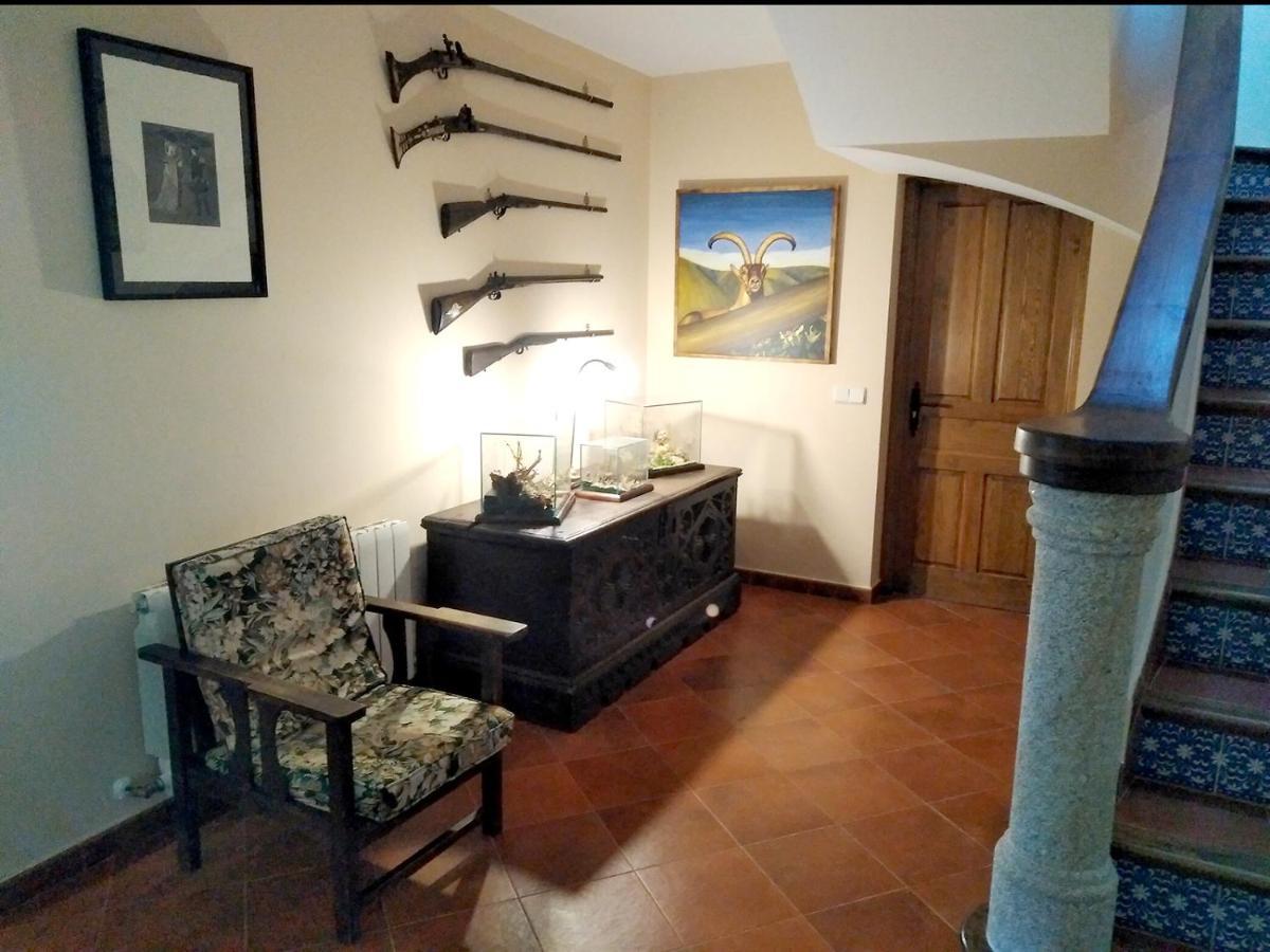Villa La Cirujana De Gredos San Esteban Del Valle Exterior foto
